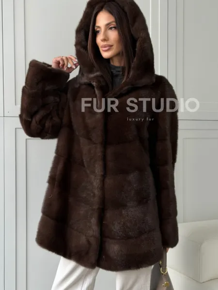 Норковая шуба в стиле «рубашка» с капюшоном - фото 3