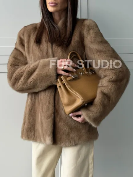 Женский норковый полушубок пастель - фото 4