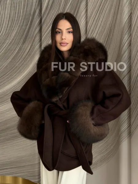 Пальто с мехом песца под соболь - фото 16