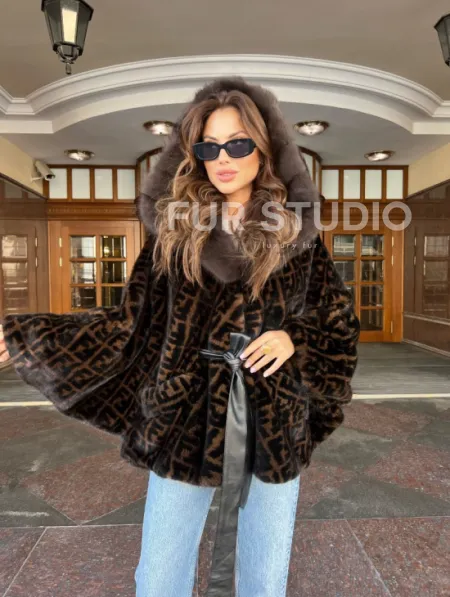 Пончо из скандинавской норки с принтом - фото 0