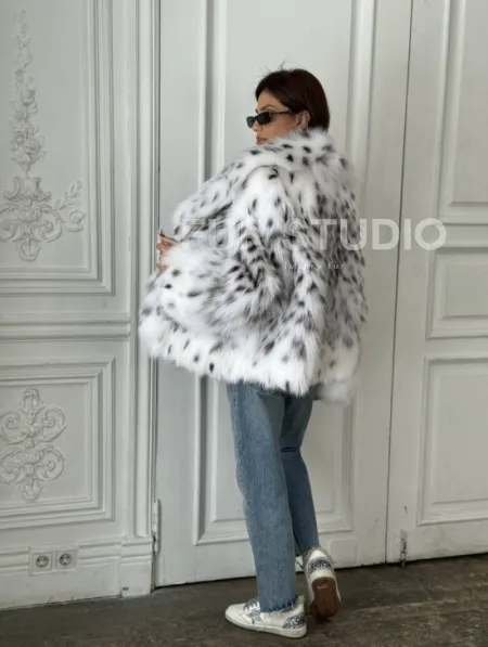 Полушубок из меха аукционной лисы (реплика канадской рыси) - фото 8