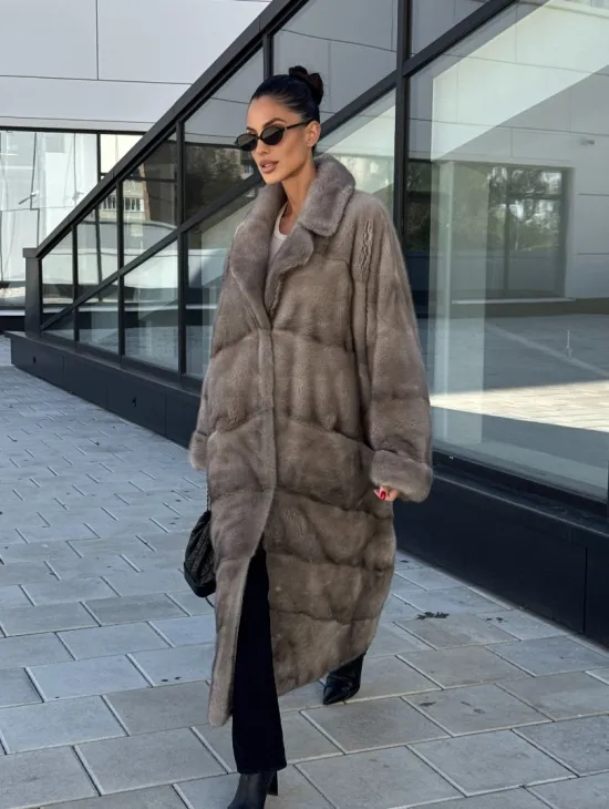 Шуба из меха норки в стиле «Oversize» - цвет сильвер - фото 10