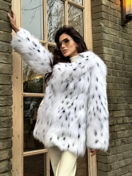 Шуба из цельных шкур натурального меха лисы под рысь (ручная работа) - фото 10