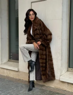 Норковая шуба в цвете соболь с английским воротником - фото 9