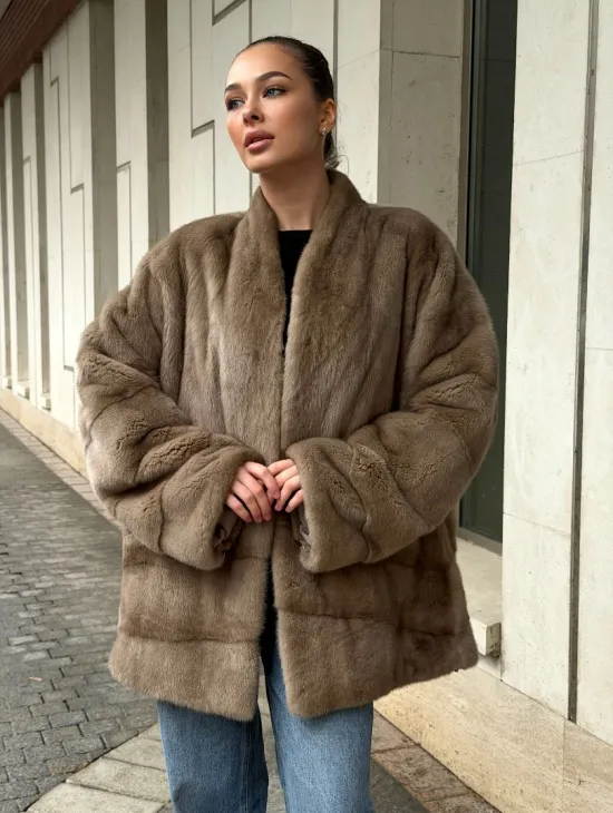 Норковый полушубок пастель V-образный воротник - фото 8