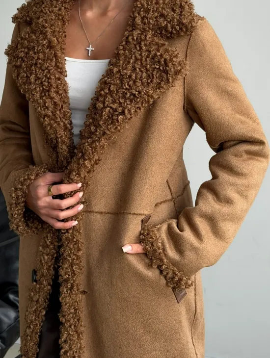 Коричневая двухсторонняя дубленка из экомеха - фото 2