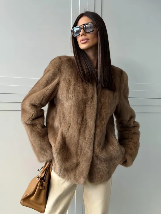 Женский норковый полушубок пастель - фото 12