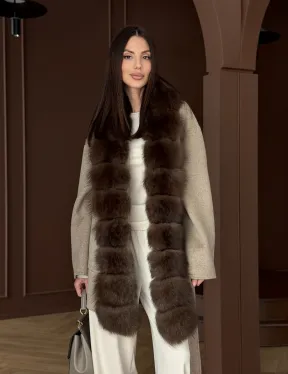 Пальто с отделкой из меха песца - фото 14