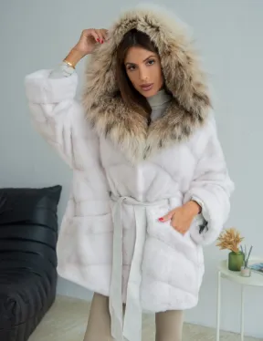 Шуба-пончо из меха норки с капюшоном из рыси - фото 0