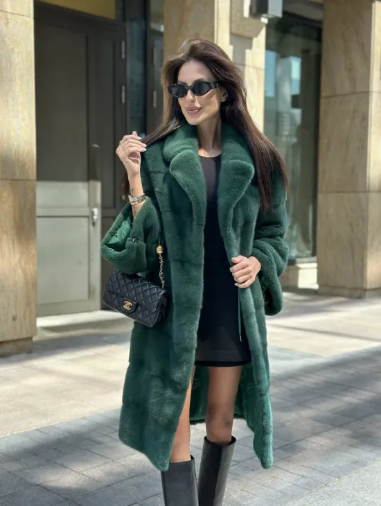 Зеленая шуба мех NAFA английский воротник - фото 5