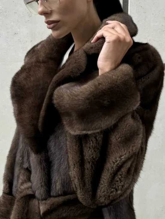 Женская винтажная шуба из аукционного меха норки Saga Furs - фото 2