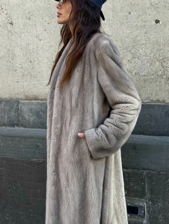 Шуба - пальто в винтажном стиле из скандинавской норки - фото 2